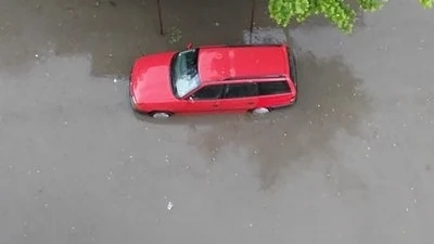 Поройните дъждове и градушката нанесоха сериозни щети 
