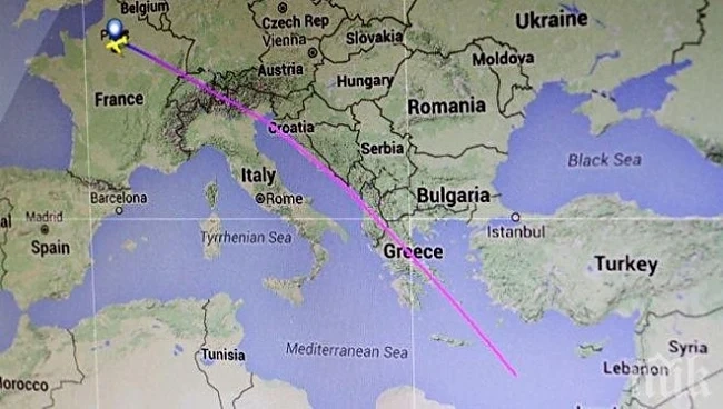 Намериха първите отломки на падналия Airbus A320