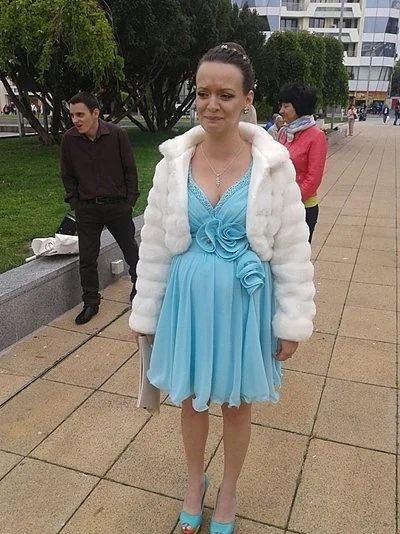 Бургаска абитуриентка бременна в седмия месец  