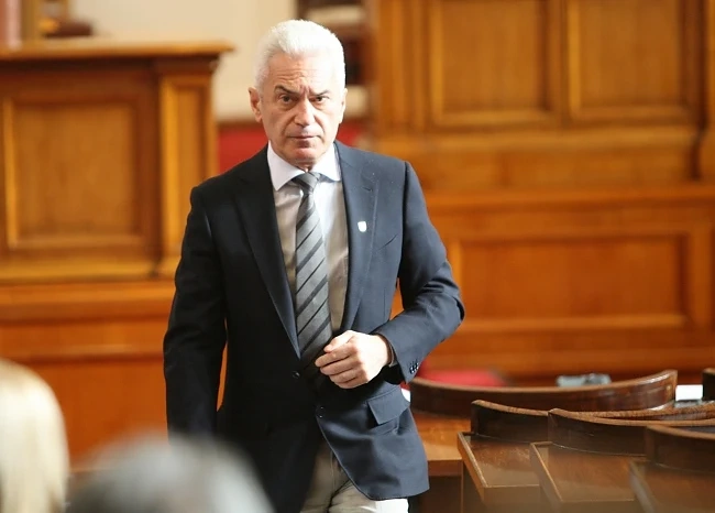 ДАНС прави проверка на партия АТАКА 