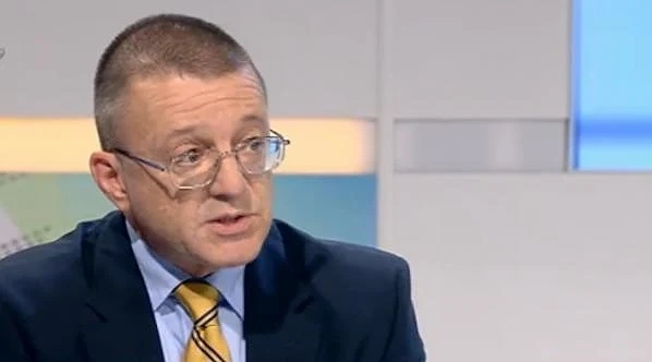 Бойко Ноев: Армията ще я доведат до просешка тояга 