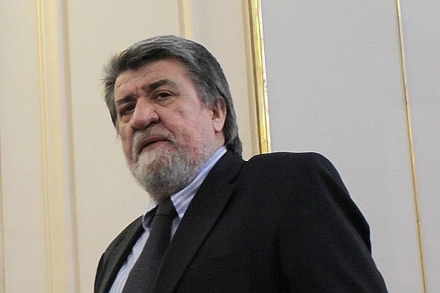 Вежди Рашидов и Реформаторите се хванаха за гушите