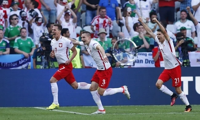 Полша надви с 1:0 Северна Ирландия