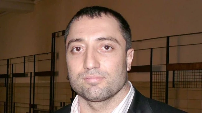 Митьо Очите излиза от медикаментозната кома