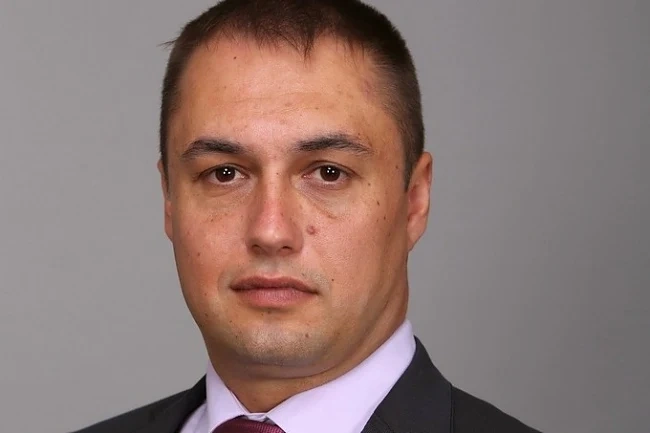 Oбвиниха депутат от ГЕРБ, блъснал пешеходец на кръстовище