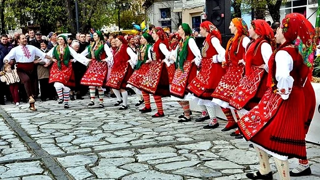 Стотици се събират на фестивала \