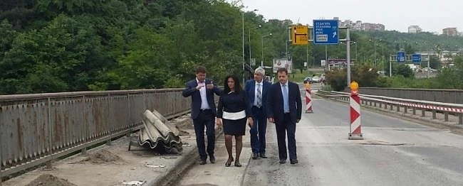 Отвориха Дъговия мост във Велико Търново