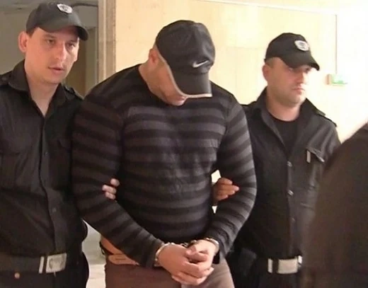 Митьо Очите получил три куршума в гърба