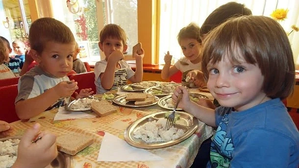 Предлагат създаване на детски омбудсман