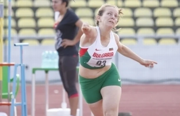  Елена Узунова спечели златен медал в хвърлянето на копие 
