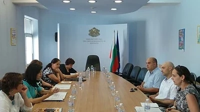 ИТ бизнесът иска да обучава по 6000 ученици на година