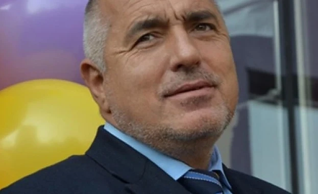 Бойко Борисов не приема ултиматума на Корнелия Нинова