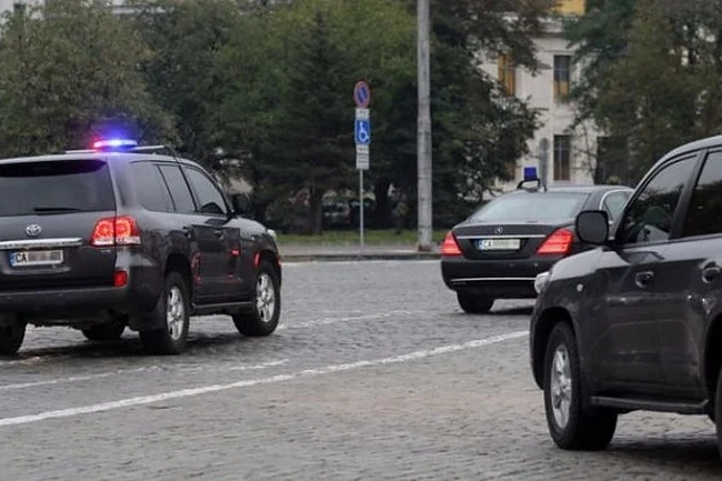 Рокади по върховете на НСО