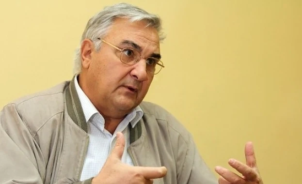 Проф. Минасян: Валутният борд ни възпира 