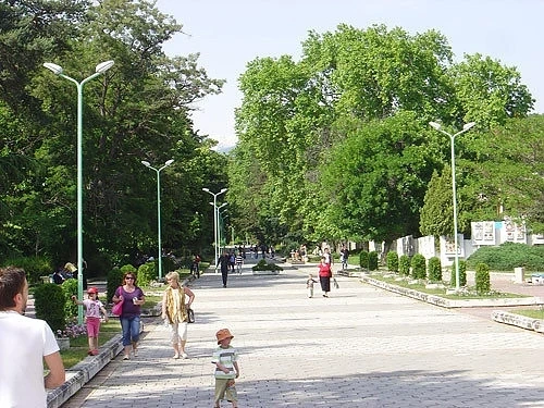 Жегата натръшка 250 души в Сандански 