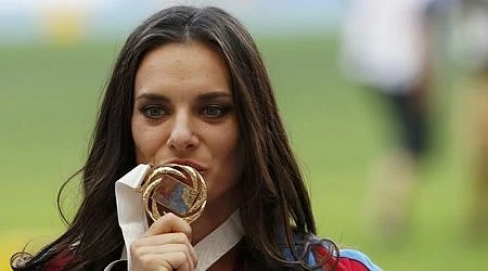 Елена Исинбаева пропуска игрите в Рио