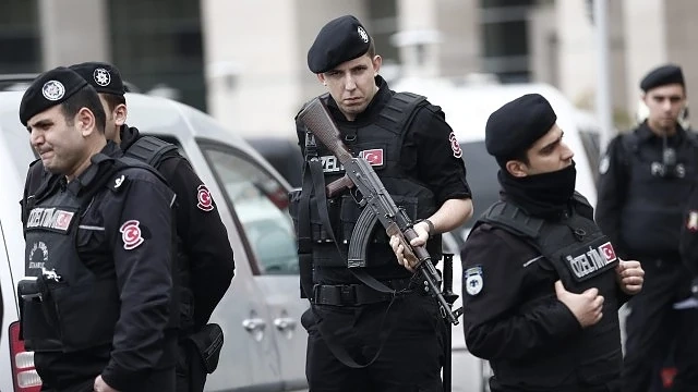 Мощен взрив в Турция, има убити