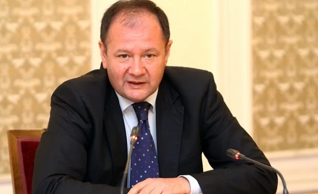 Миков си направи отвод като кандидат за президент
