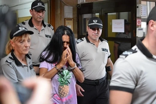 Съдът остави Анита Мейзер в ареста