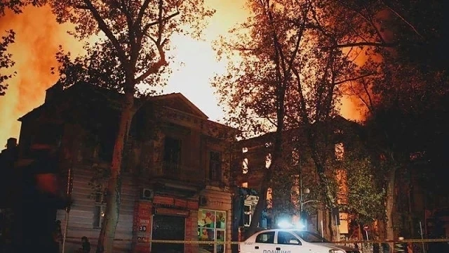 Подозират умишлен палеж на тютюневите складове в Пловдив