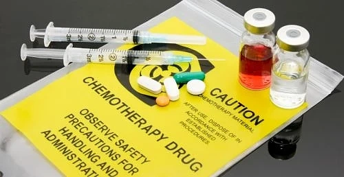 НЗОК свива с 30% парите за онколекарства