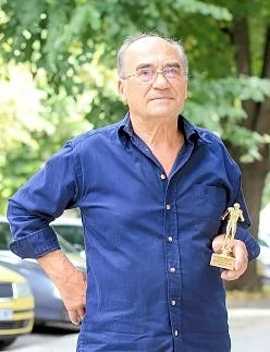 Пенсионер преплува Дунава за 53-и път