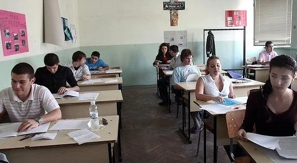 7000 зрелостници на матура по избор