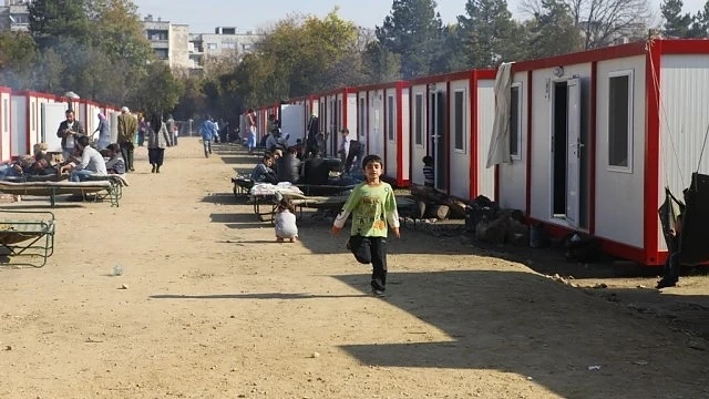 Жители скандират в Харманли: \