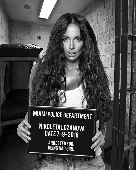 Николета Лозанова се снима в килия в Маями 