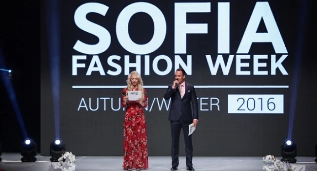 С грандиозно откриване започна Sofia Fashion Week AW 2016 (СНИМКИ)