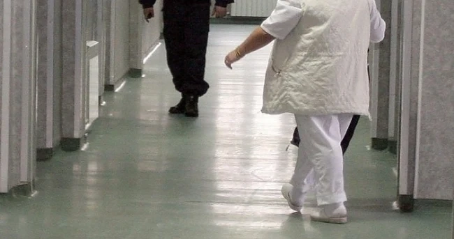 700 самоубийци за една година  