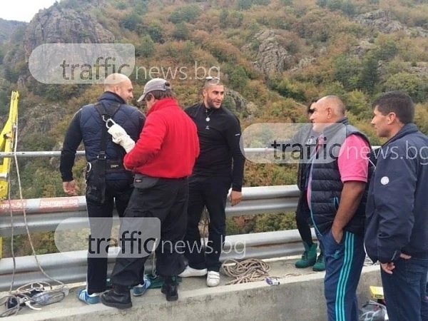 Бойко Борисов окуражи скачачи с бънджи