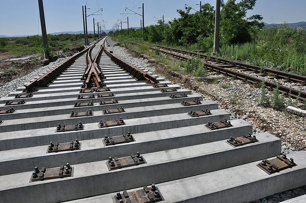  Жалбоподатели съдят България заради жп линията София - Пловдив 
