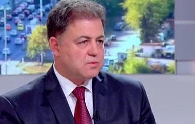 Министърът на отбраната готов да увеличи военните по границата ни