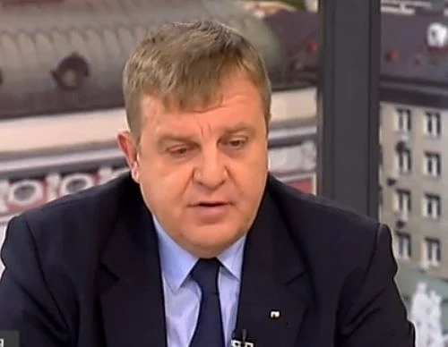 Каракачанов в ефир към Татяна Дончева: Да не хвърля миризливи партенки!