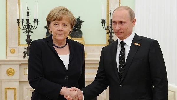 Меркел се среща днес с Владимир Путин