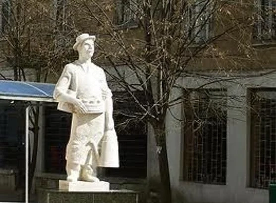 Радомир празнува празник на бозата 