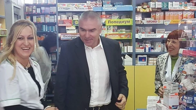 Марешки агитира с хапчета