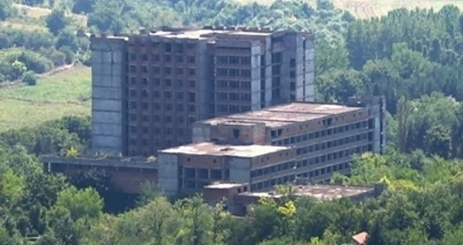 Събарят в Силистра Болницата на края на града