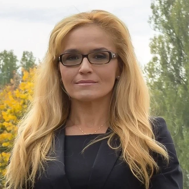 Десислава Иванчева остро се разграничи от \