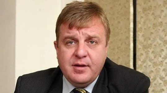 Каракачанов: Има пари за по големи пенсии