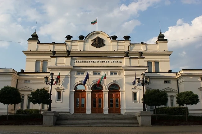 Депутатите приеха бюджета на Здравната каса за 2017 г.