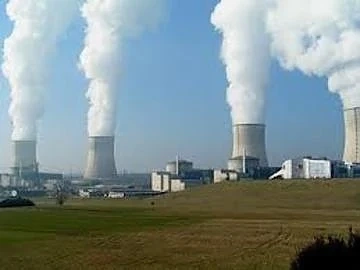 Швейцария гласува на референдум за излизане от ядрената енергетика 