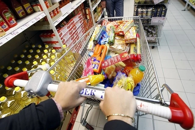 Парите на българите основно отиват за храна  