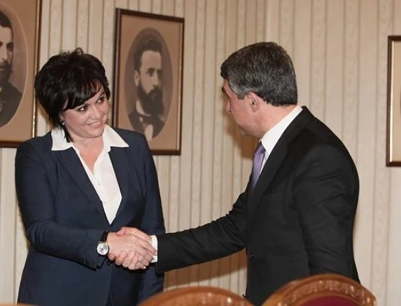 Корнелия Нинова върна втория мандат за правителство