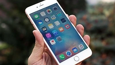 Оригинален iPhone се продава за 20 хиляди долара в eBay 