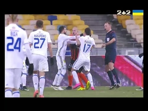 Футболно дерби в Украйна не се размина без бой 