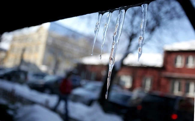 Утре сутрин на места минус 10°  