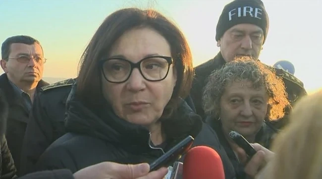 Бъчварова: Днес изкарваме 2 цистерни от Хитрино, остават още 2