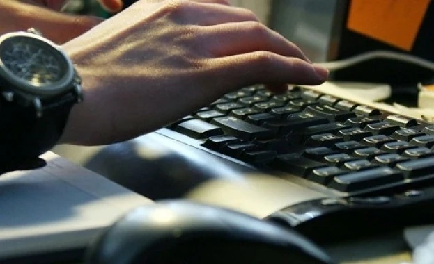Програмистите у нас заработват по 45 бона годишно